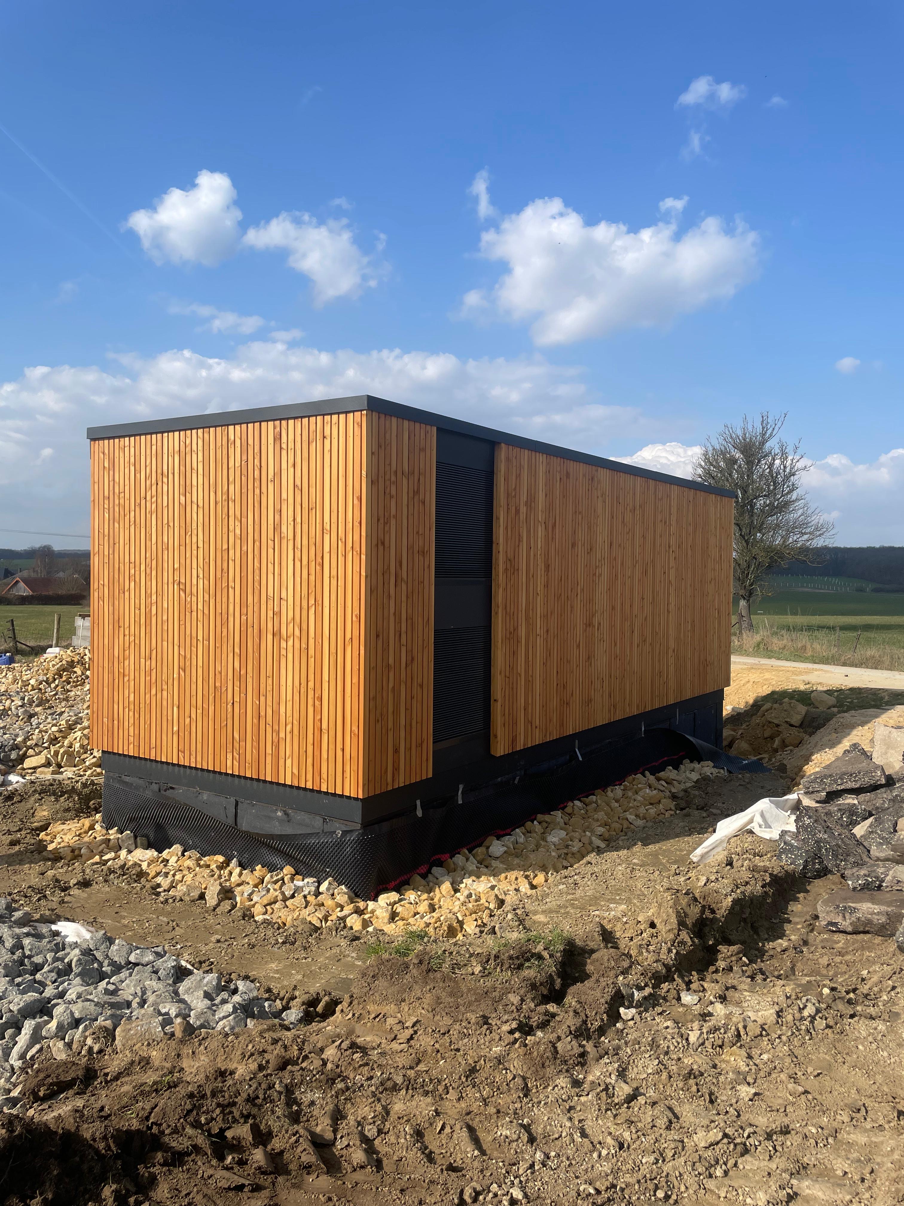 KAMBI-Station mit Lärchenfassade